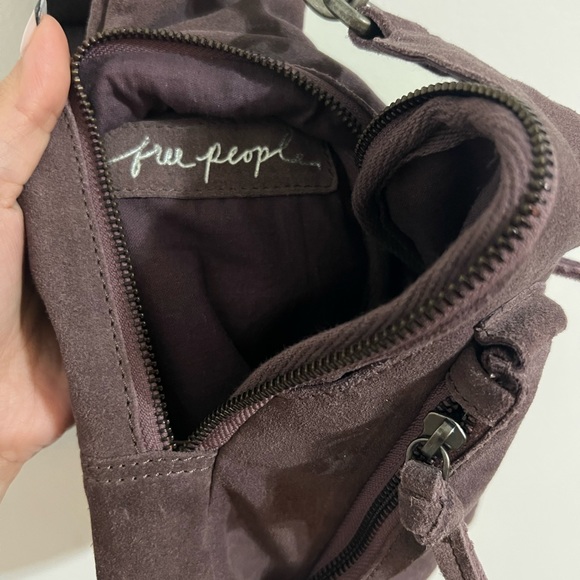 Free People Hudson Sling Bag - Cow Leather - Picture 6 of 9